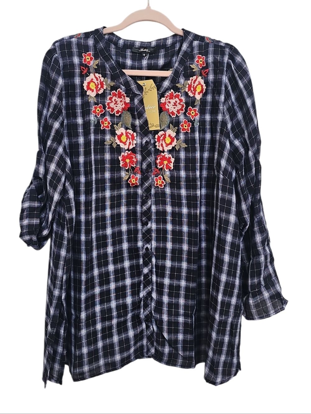 NWT Andree By Unit Embroidered Floral Bohemian Top Women Plus Size 1X 2X Blue - Picture 3 of 3